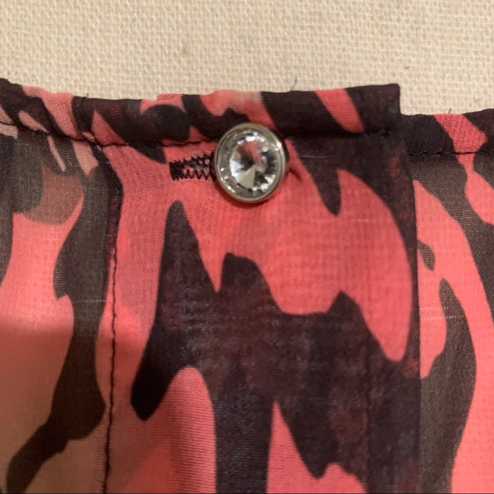 Jennifer Lopez lightweight floral blouse size xs - Picture 6 of 9